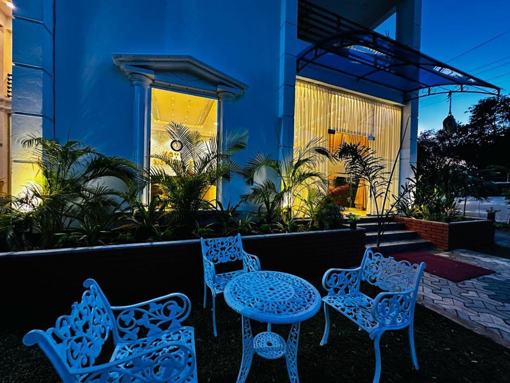 Hotel Northway バブニヤ エクステリア 写真