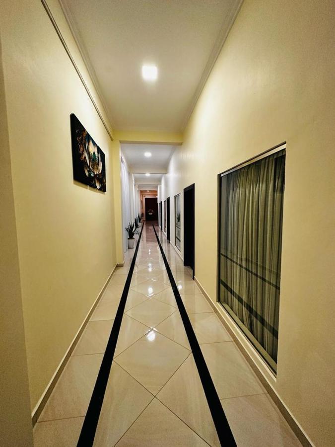 Hotel Northway バブニヤ エクステリア 写真