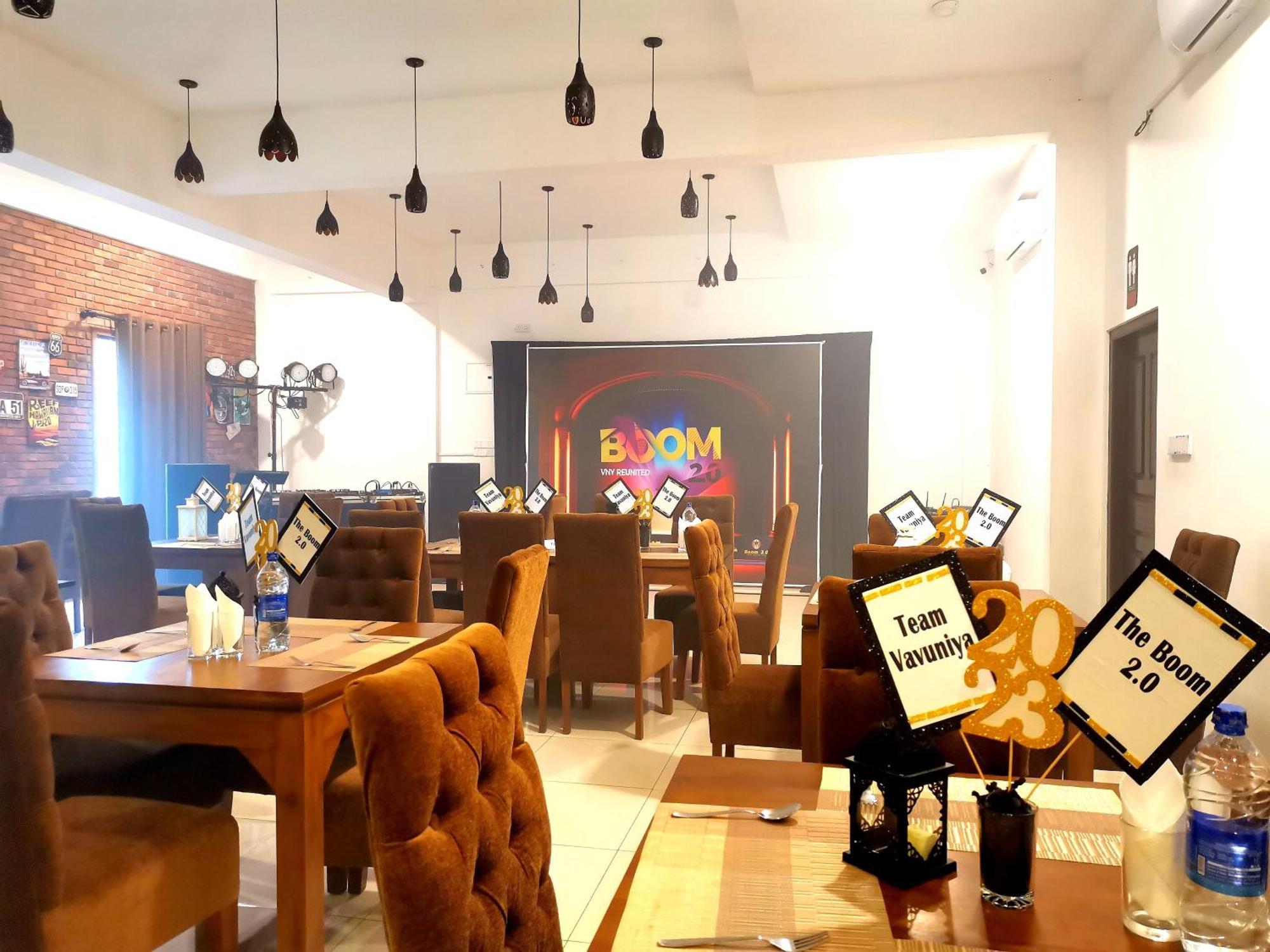 Hotel Northway バブニヤ エクステリア 写真