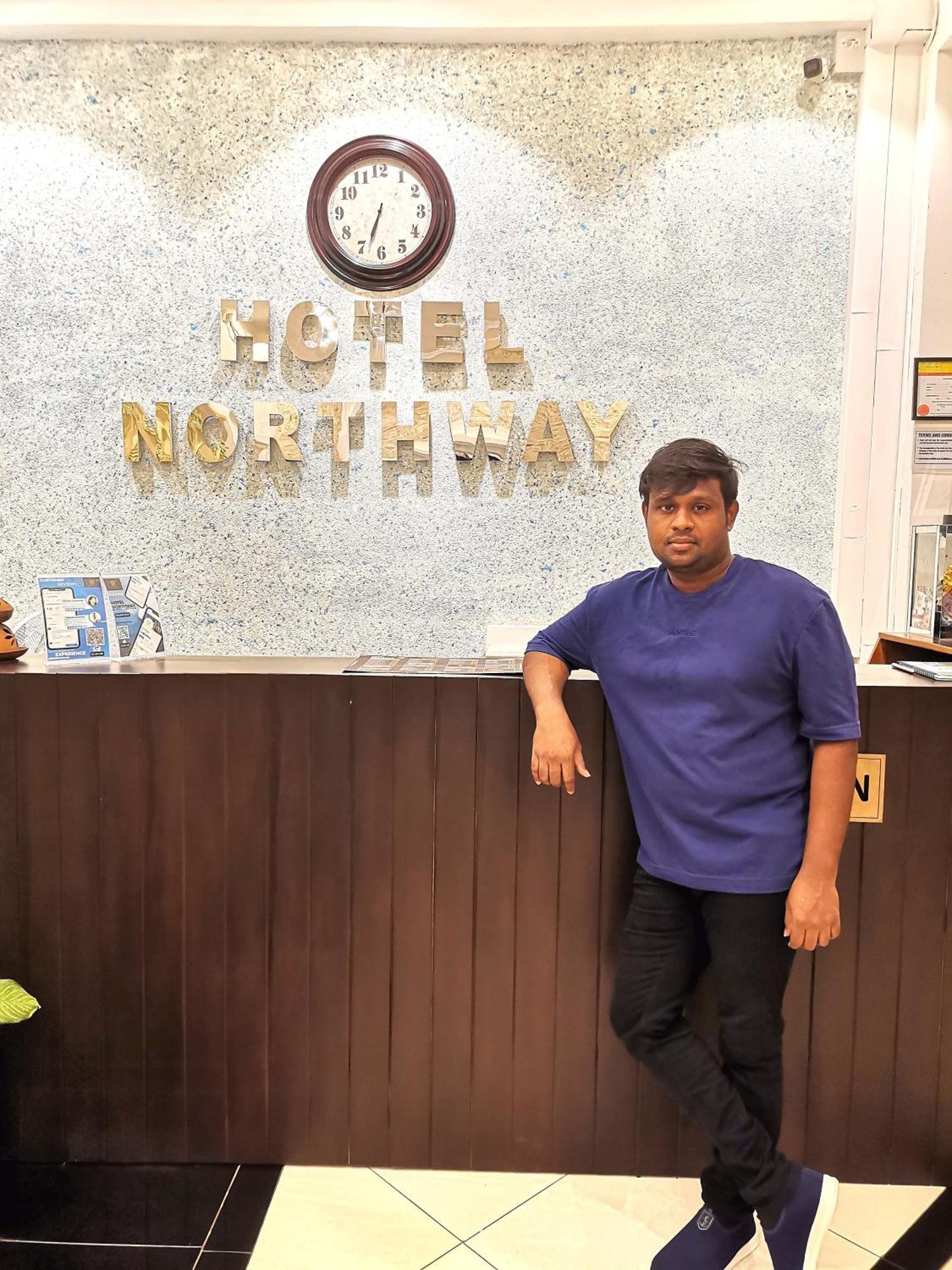 Hotel Northway バブニヤ エクステリア 写真